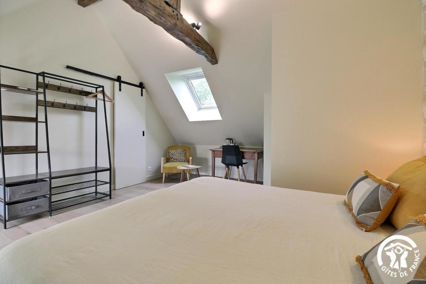 Le Jardin De Quercus Bed and Breakfast Bazouges-la-Pérouse Εξωτερικό φωτογραφία